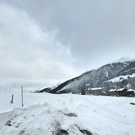 Charming Only 150 Meters From The Lift Apartmán